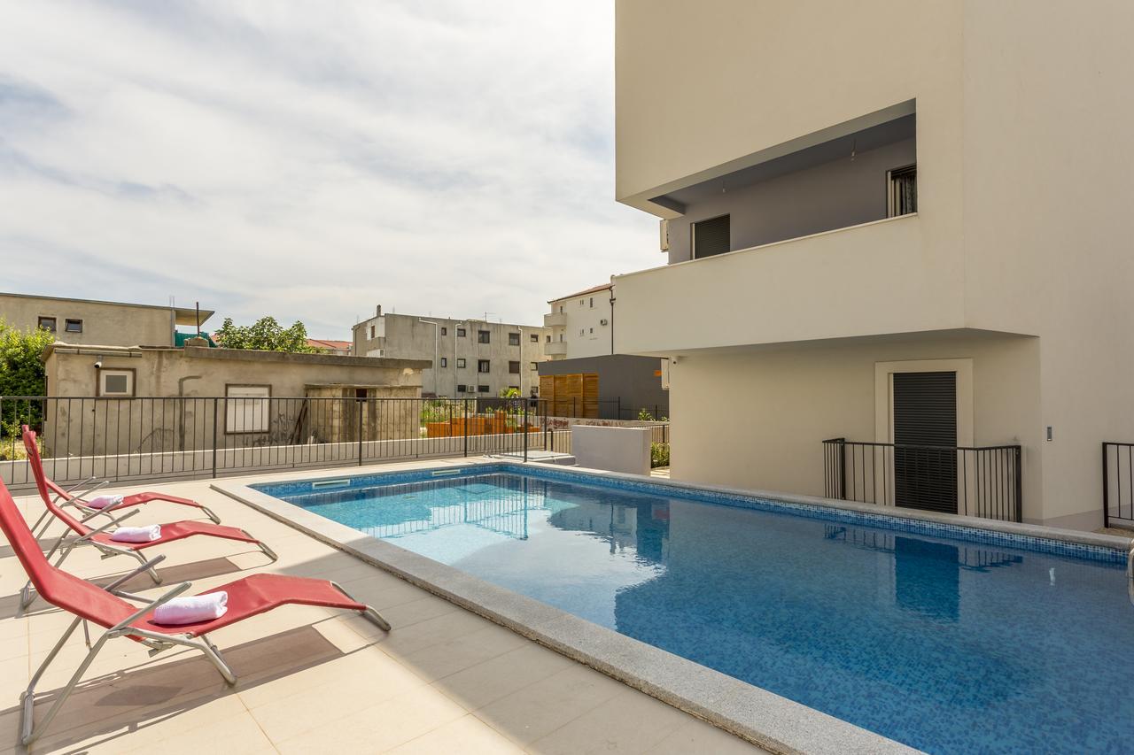 Luxury 3 Bed Apartment, Large Terrace, Pool, Close To Beach And Split! Podstrana Exterior foto