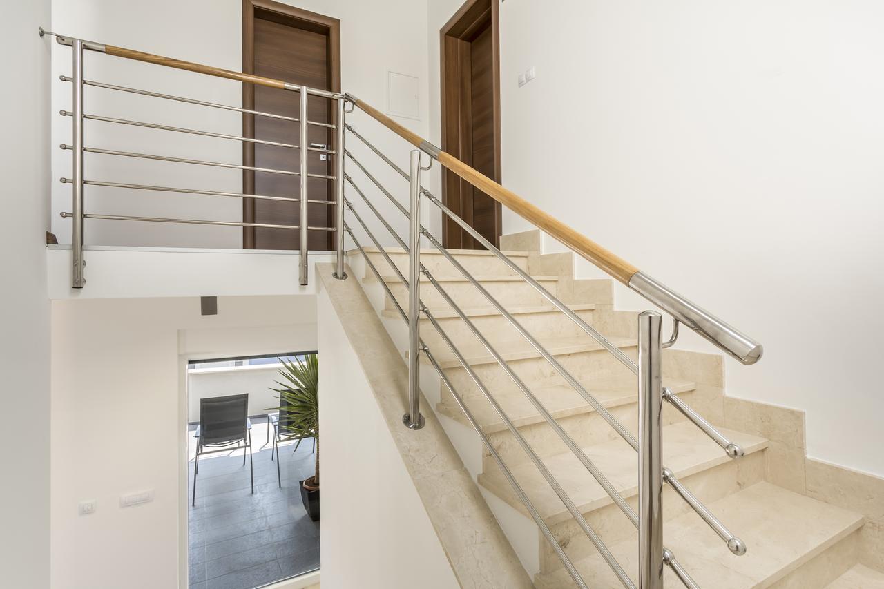 Luxury 3 Bed Apartment, Large Terrace, Pool, Close To Beach And Split! Podstrana Exterior foto